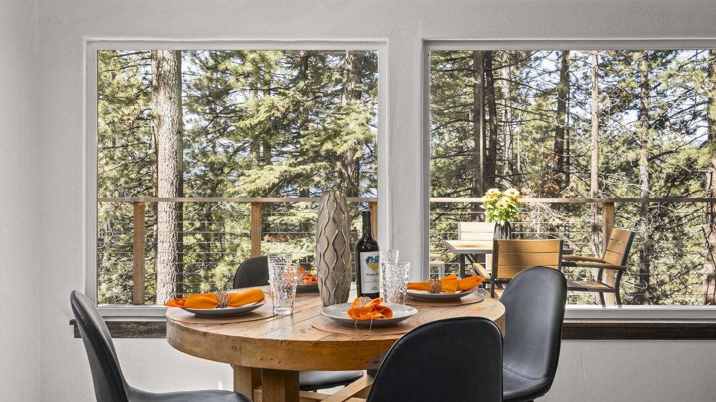 Dining Area Tahoe Blue Haus