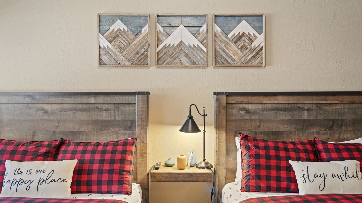 Double Beds: Bear Den at Northstar