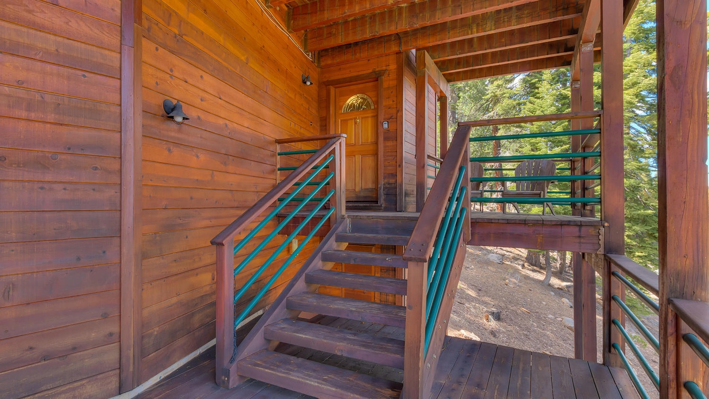 Entrace to this cabin in north lake tahoe: Falcon's Eye View Retreat