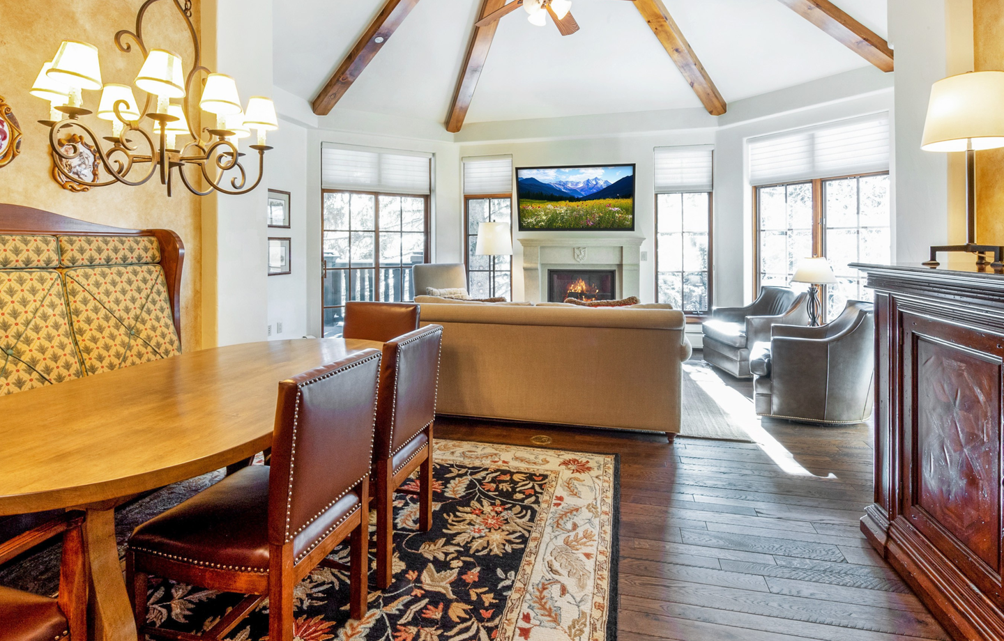 Three-Bedroom_Three Bath Penthouse - Living Room Area