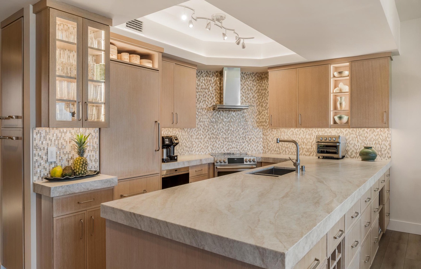 Mauna Lani Point F303 Kitchen
