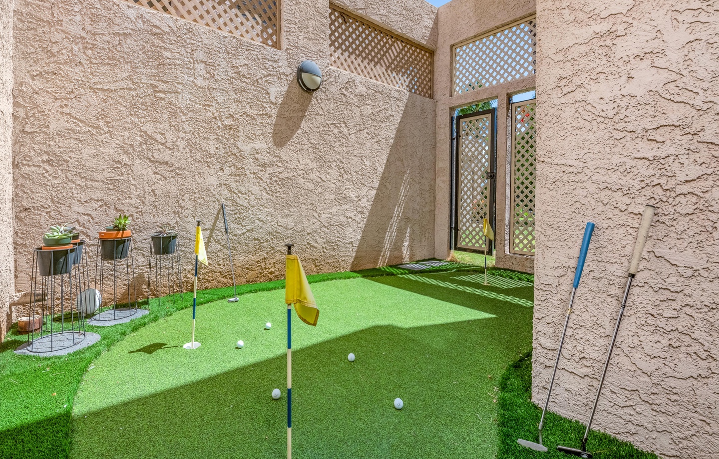 Private Putting Green