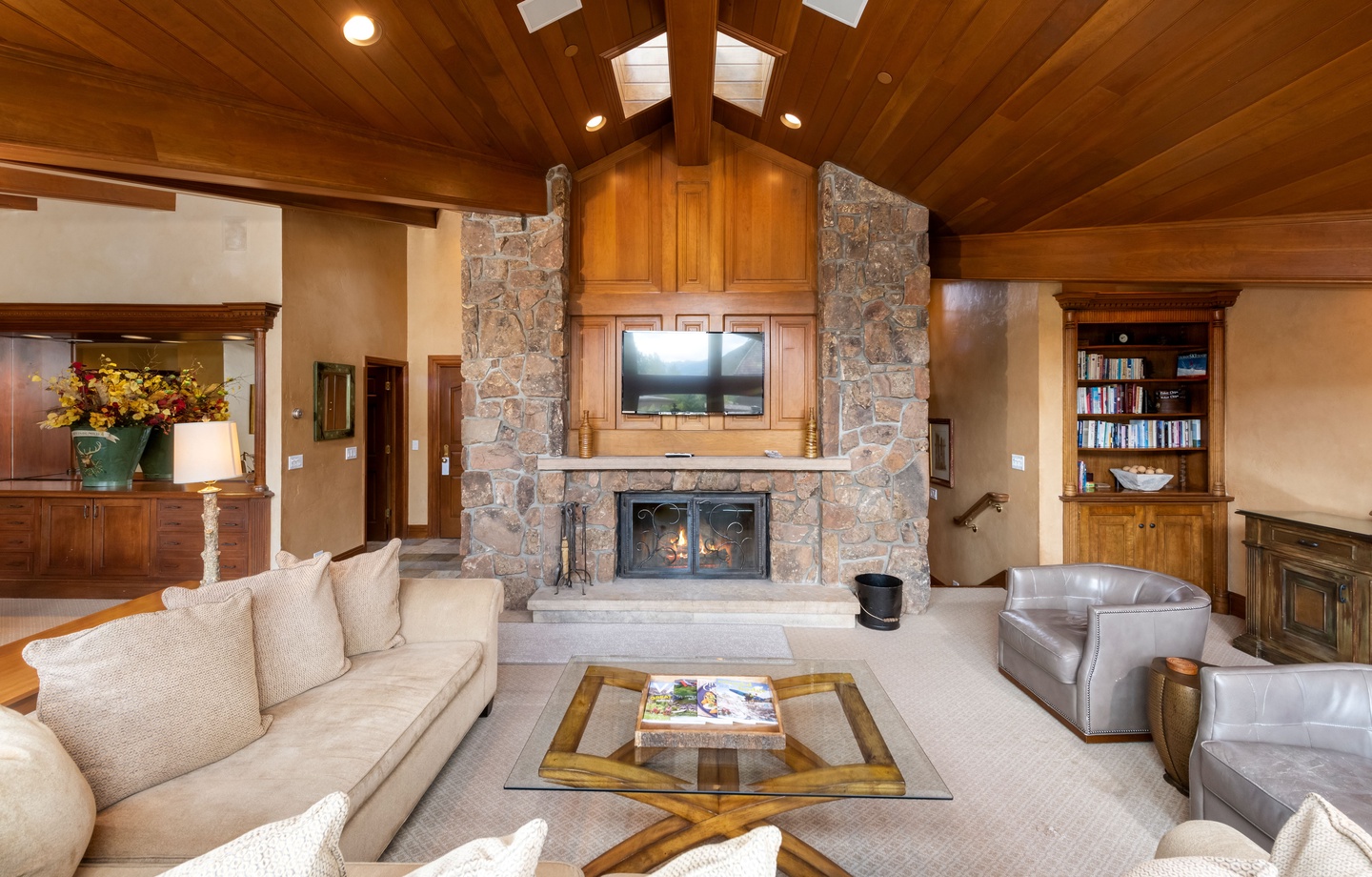 Plaza Lodge | 7