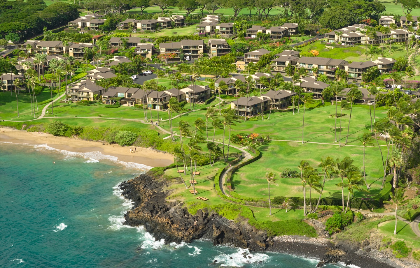 Elua Village sits right on Ulua Beach and connects directly to the 3.2-mile Wailea Beach Walk.