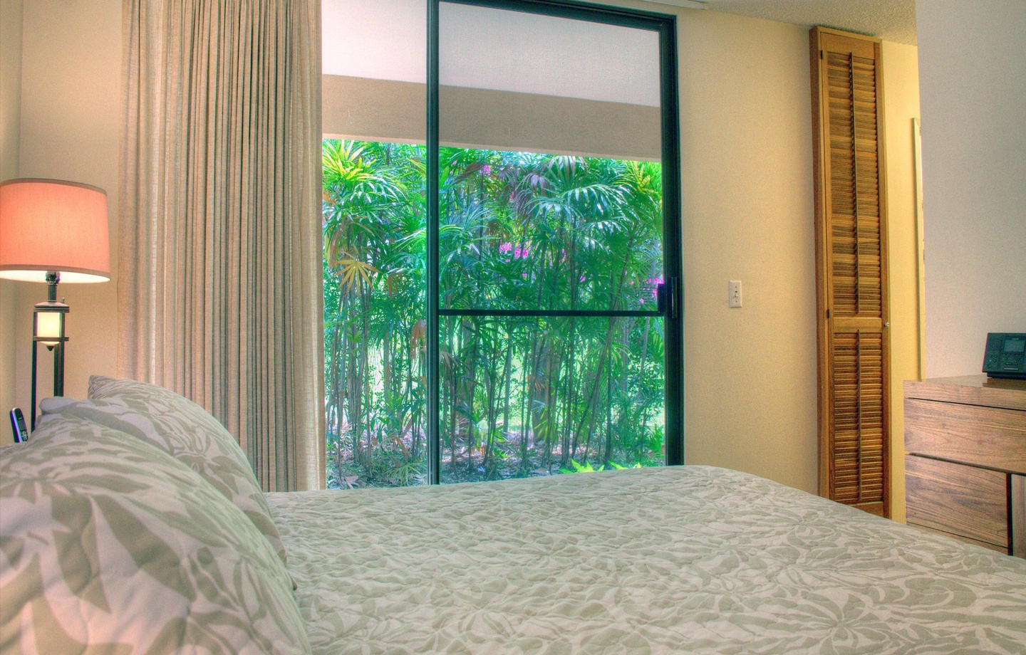 Perfect for families, sleeping up to 4 with resort perks like pickleball, Wailea shopping and dining within easy walking distance, and world-class golfing nearby.