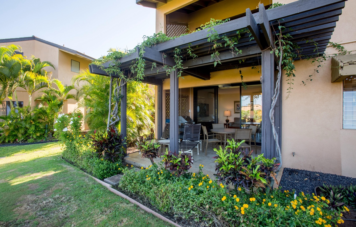 A romantic ground-floor 1-bedroom condo meant for two, with a King bed and a walk-in shower.