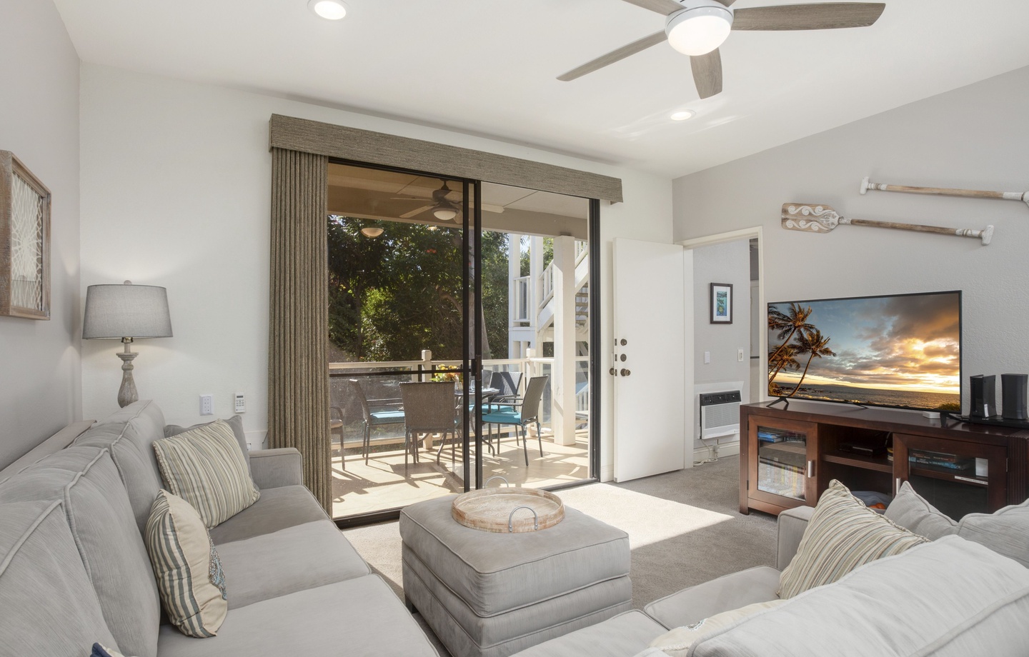 This 1,148 sq.ft. ground-floor residence features 2 bedrooms, 2 bathrooms, a private golf-view lanai, and space for 6 guests with a lock-off option for the 2nd bedroom.