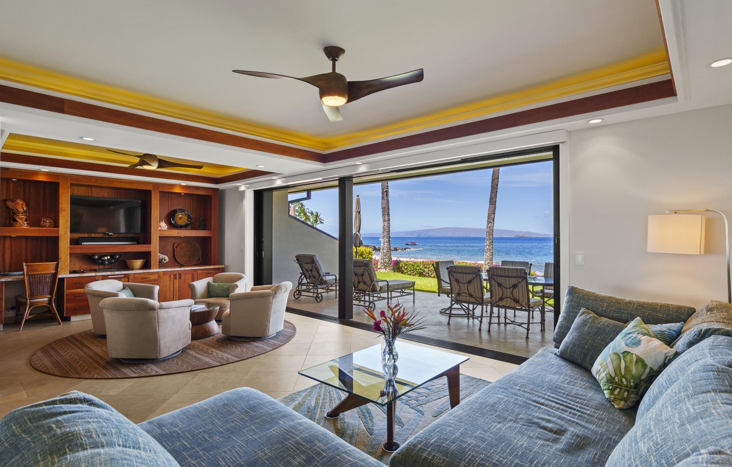Makena Surf B106 Beachfront Resort