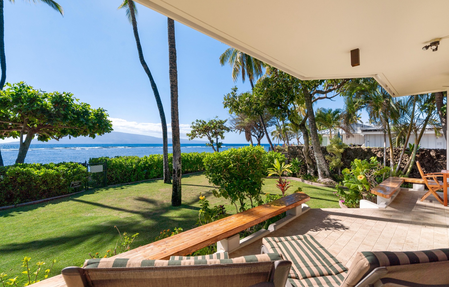 Situated directly on Baby Beach in Lahaina, this ground-floor oceanfront villa spans 1,700 sq. ft. It comfortably accommodates up to 4 guests in 2 California King Suites.