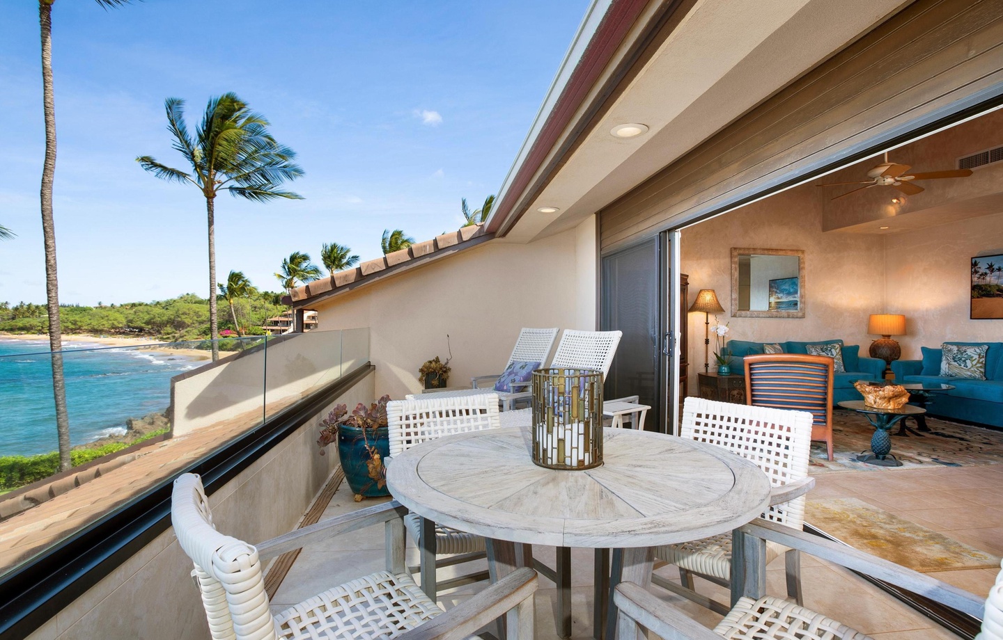 Lanai Dining