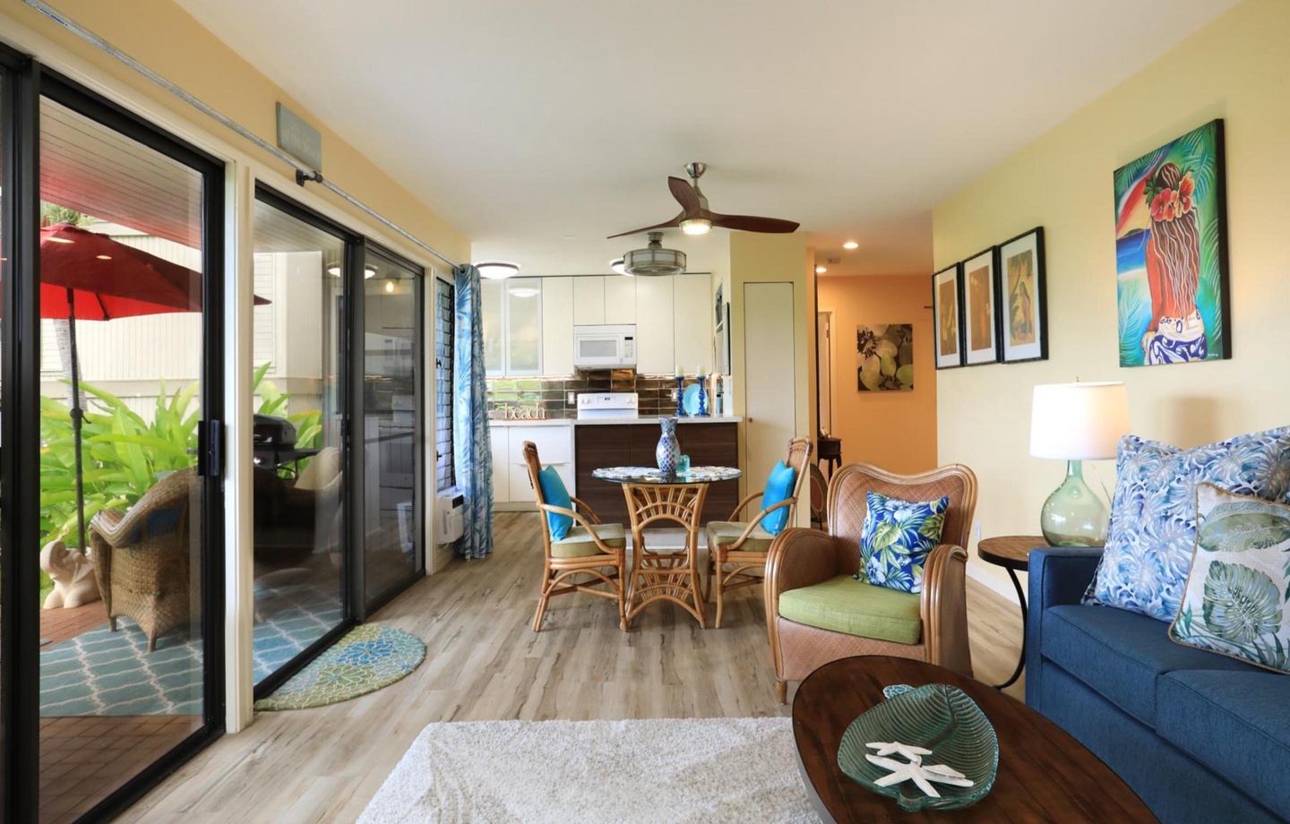 A fully renovated 1-bedroom condo, one of the most praised in the complex. Wailea Village is steps away for morning coffee, groceries, and dinner.