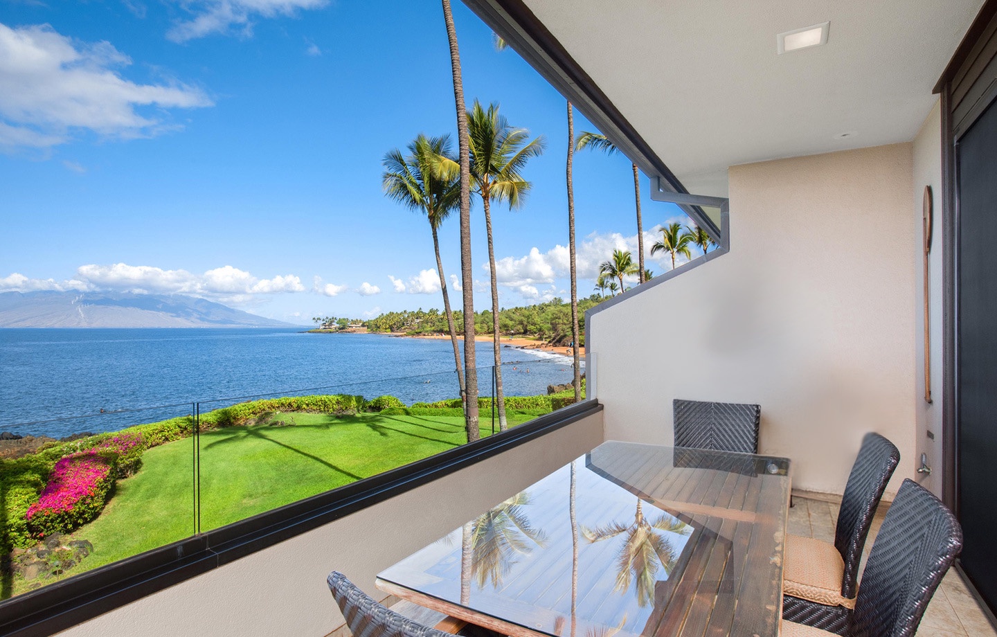 Makena Surf F207 Beachfront Resort