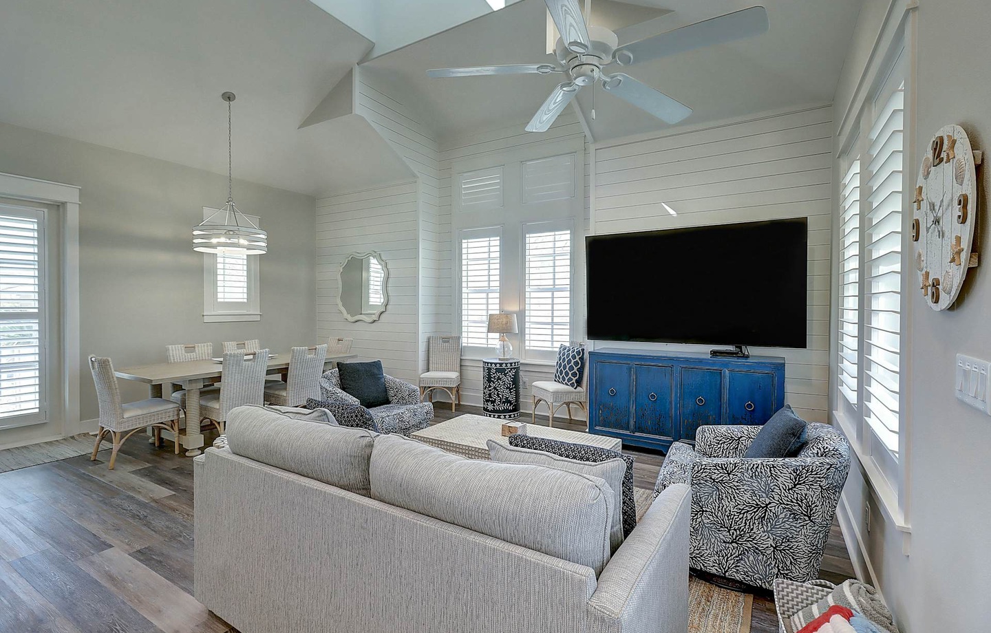 226 Sunset Avenue | Photo 4
