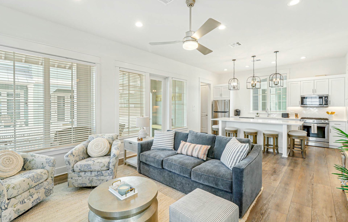 130 Sweetbay Street | Photo 1