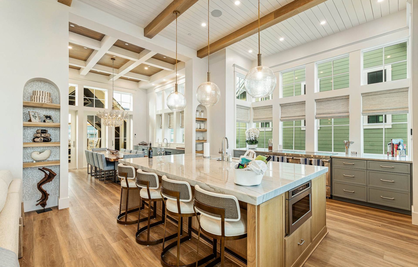 132 Sunrise Avenue | Photo 1