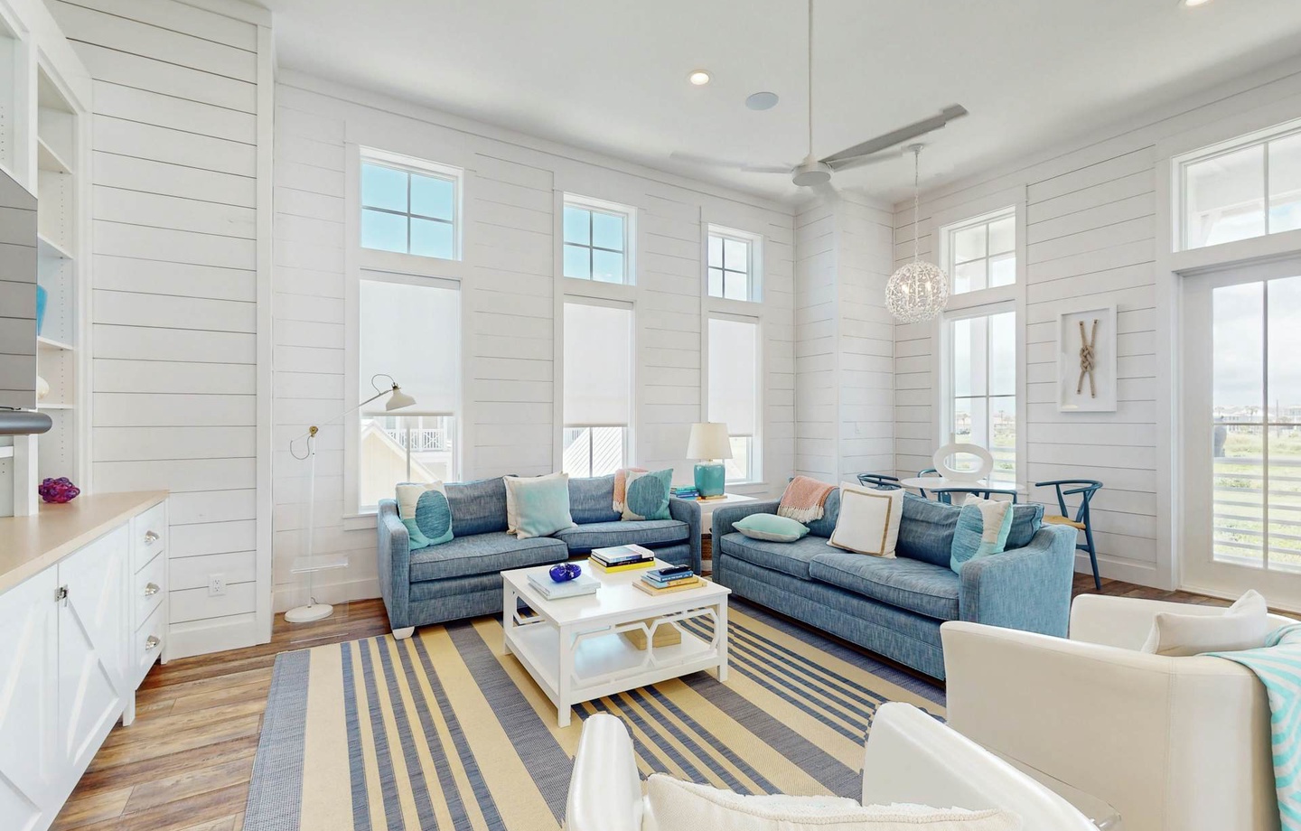 142 Sunset Avenue | Photo 1