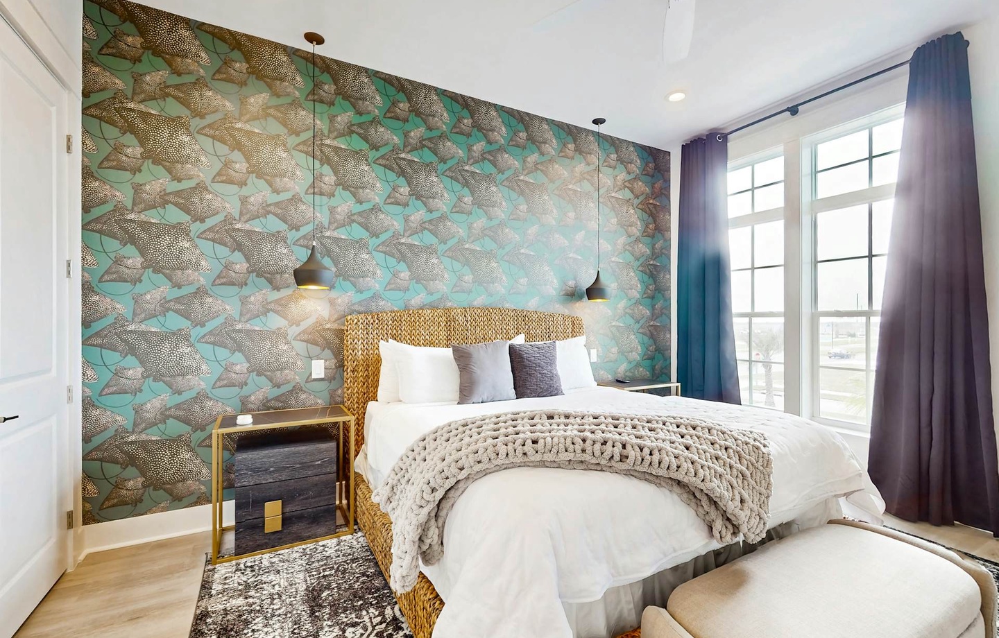 288 Sunrise Avenue | Photo 3