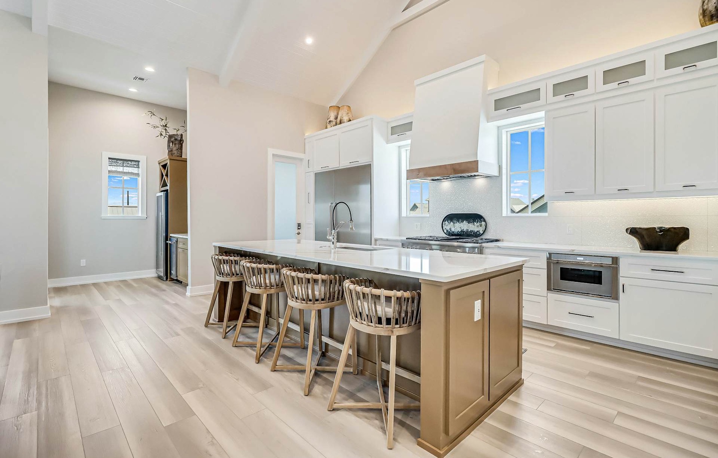 155 Sunset Avenue | Photo 1