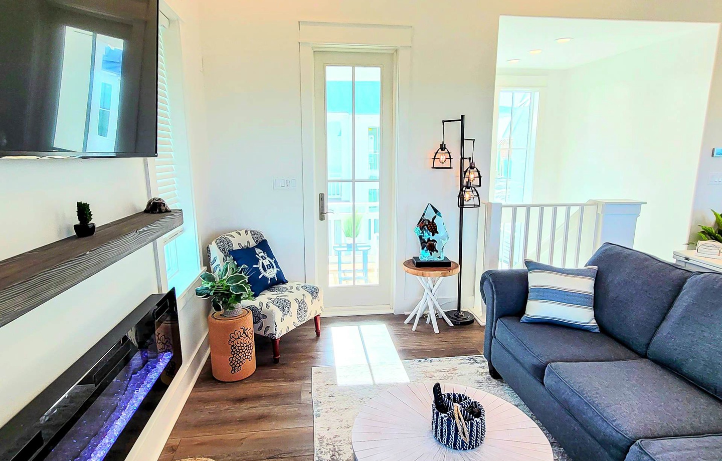 214 Sunset Avenue Casita 6 | Photo 4