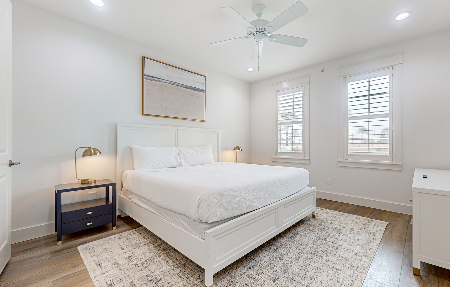 252 Sunrise Avenue | Photo 3