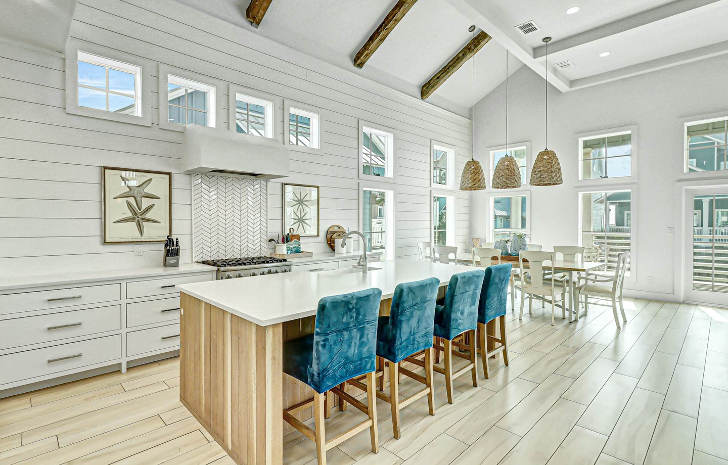 149 Sunrise Avenue | Photo 1