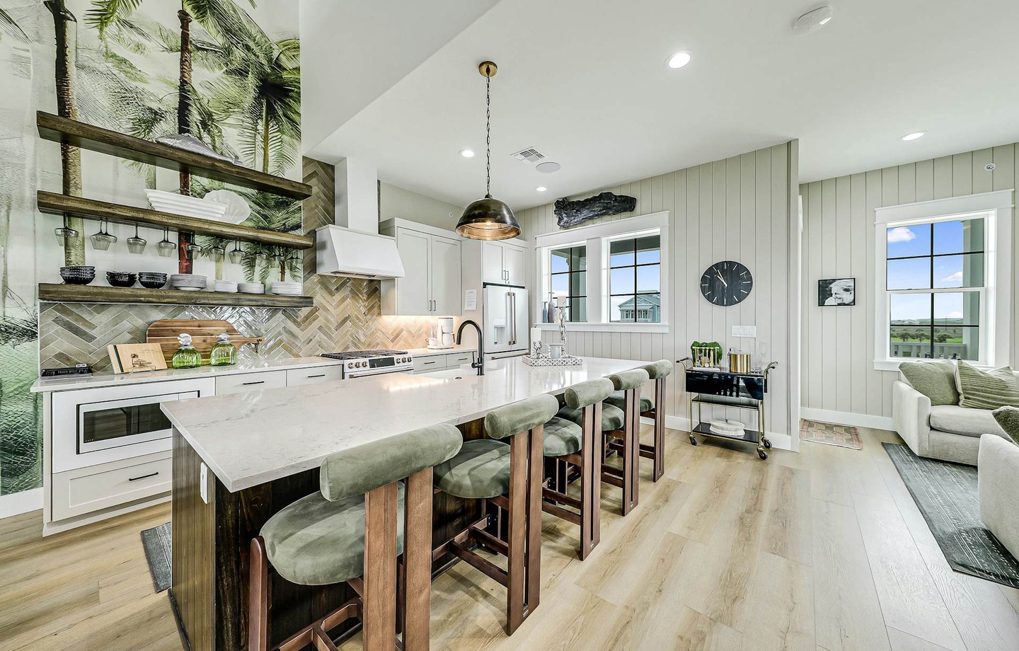 244 Sunrise Avenue | Photo 3