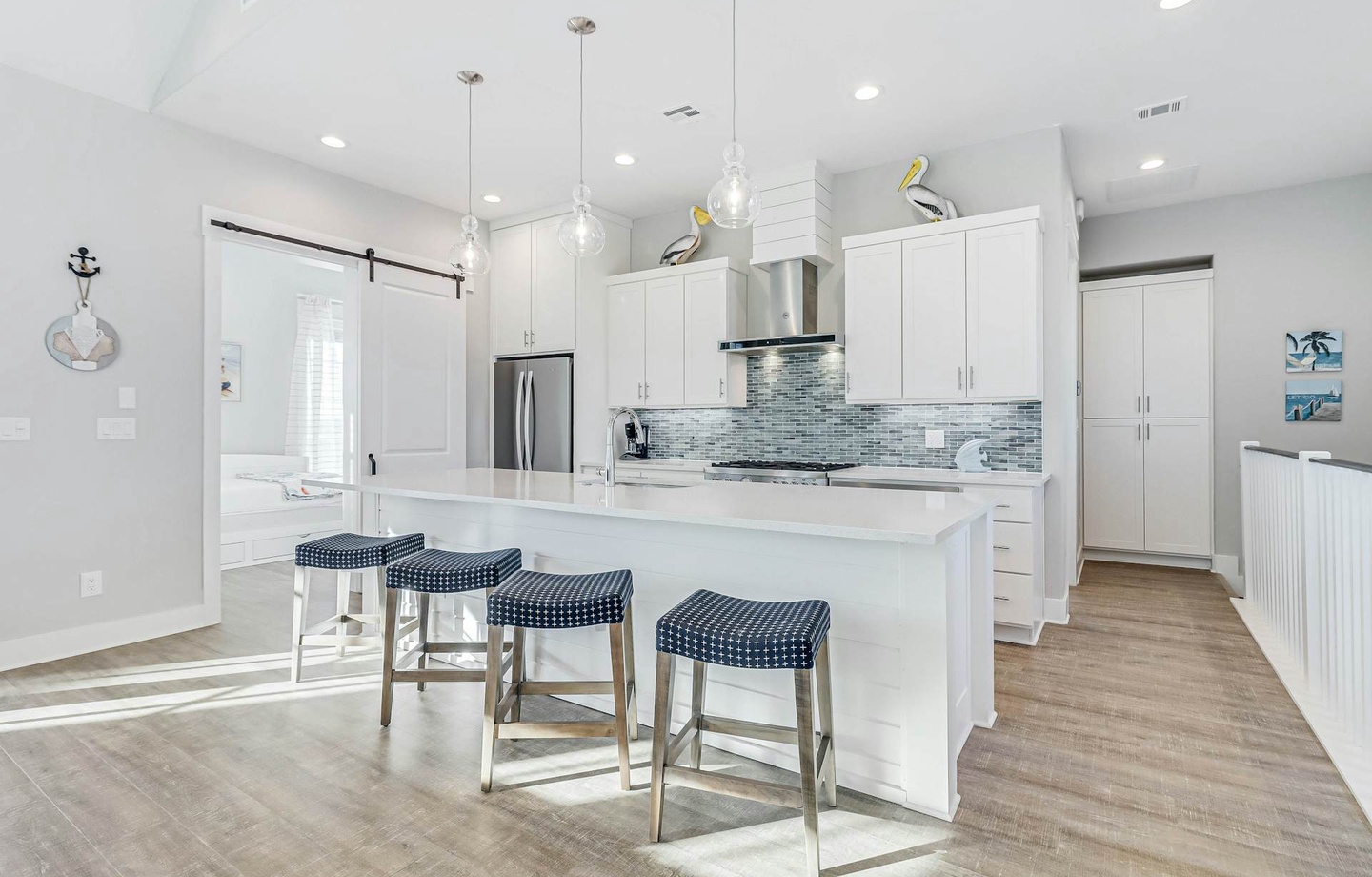 200 Sunset Avenue | Photo 5