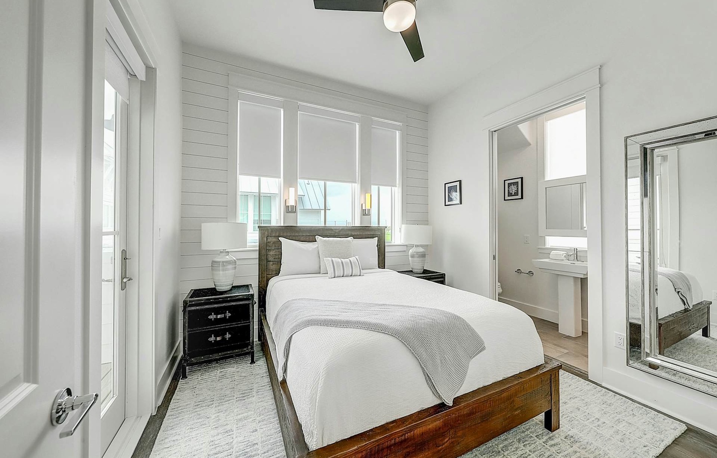 214 Sunset Avenue Casita 1 | Photo 3