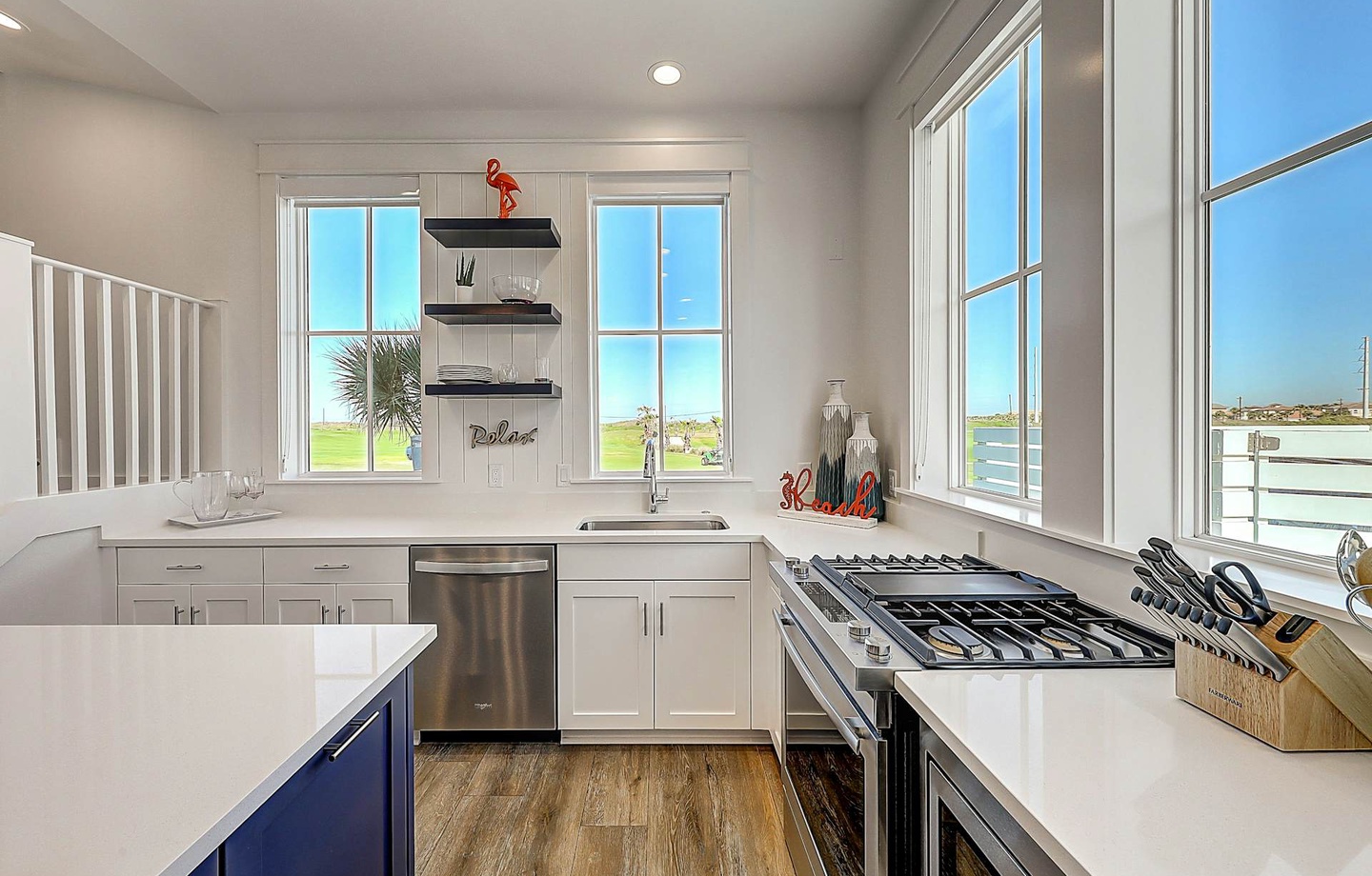 214 Sunset Avenue Casita 2 | Photo 3