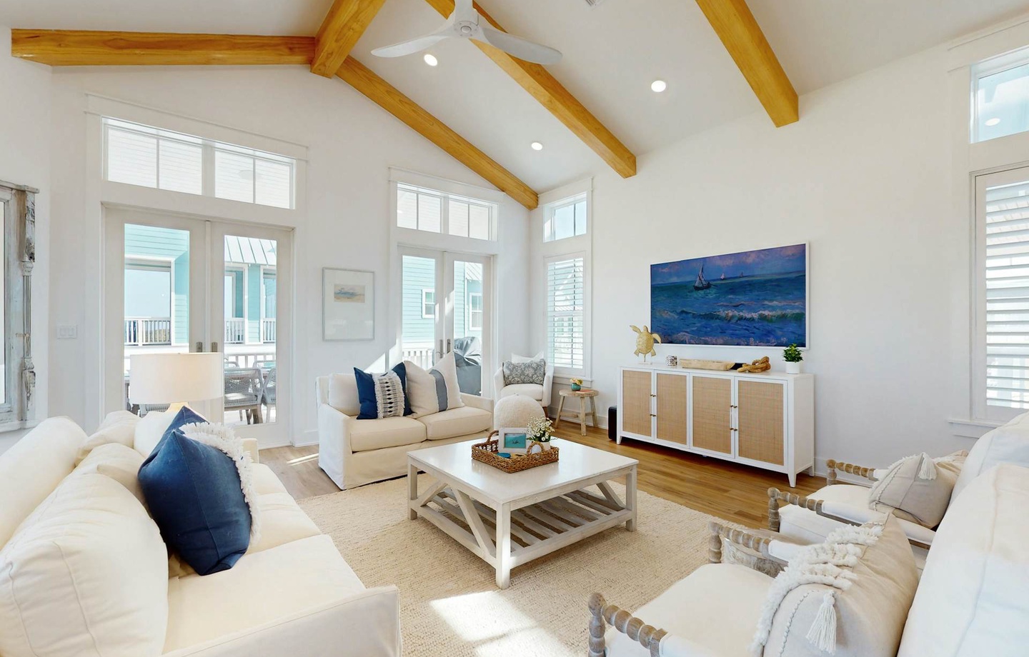 218 Sunrise Avenue | Photo 3