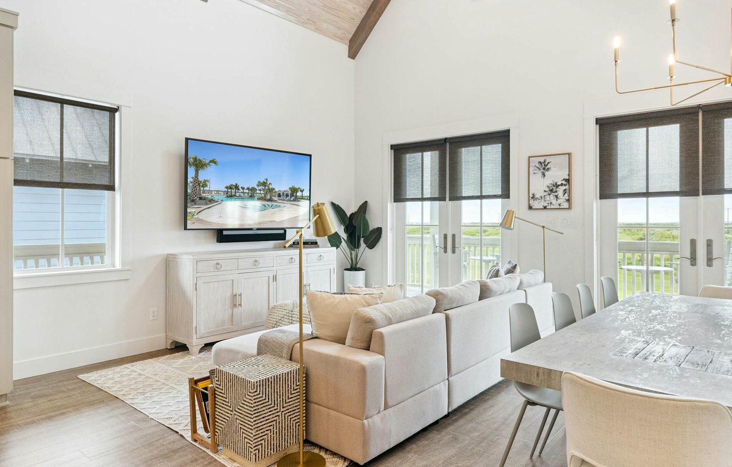 180 Sunset Avenue | Photo 5