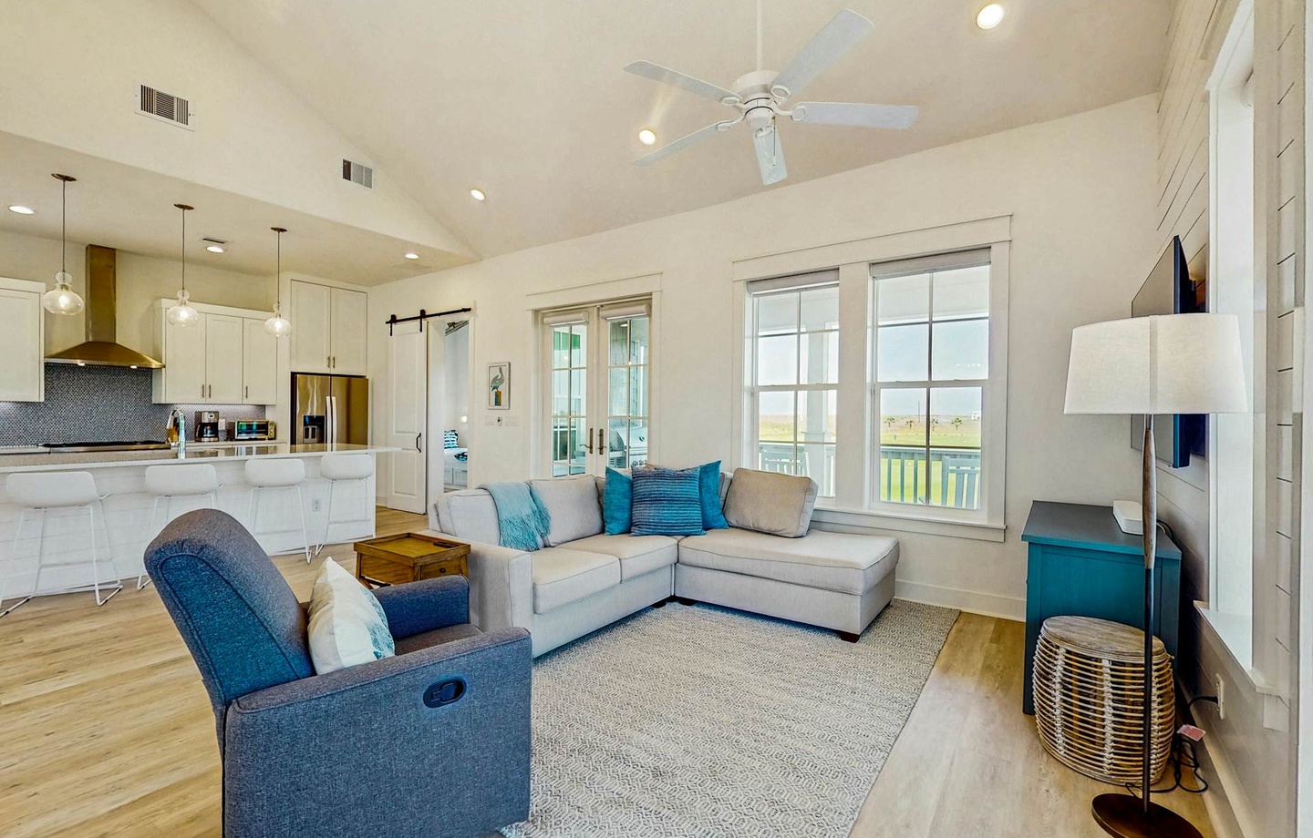 100 Firewheel Lane | Photo 3