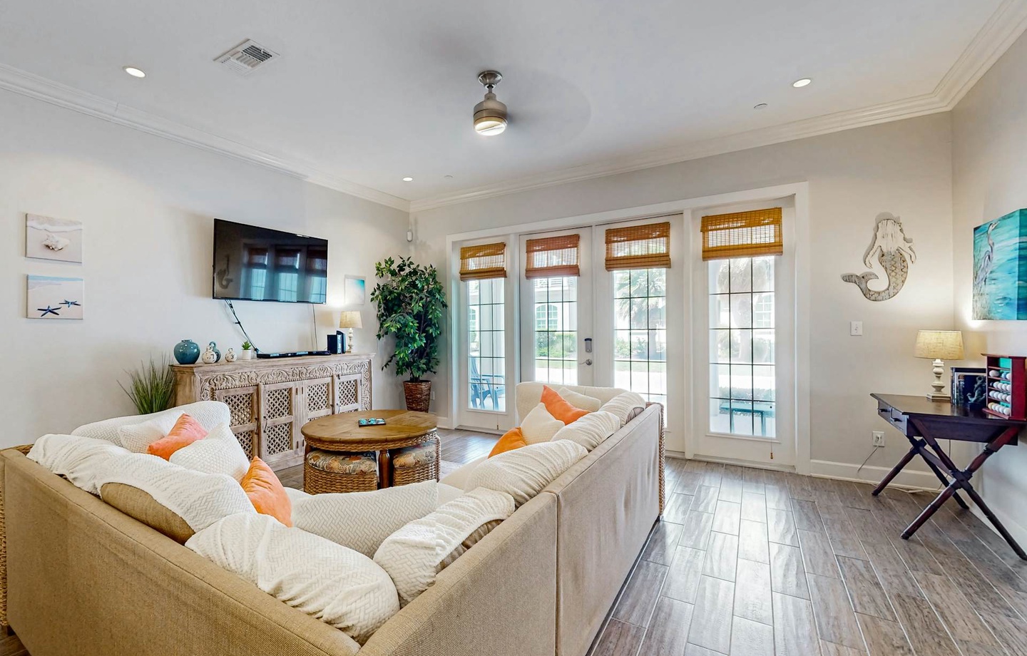 137 Palmilla Circle Unit 105 | Photo 2
