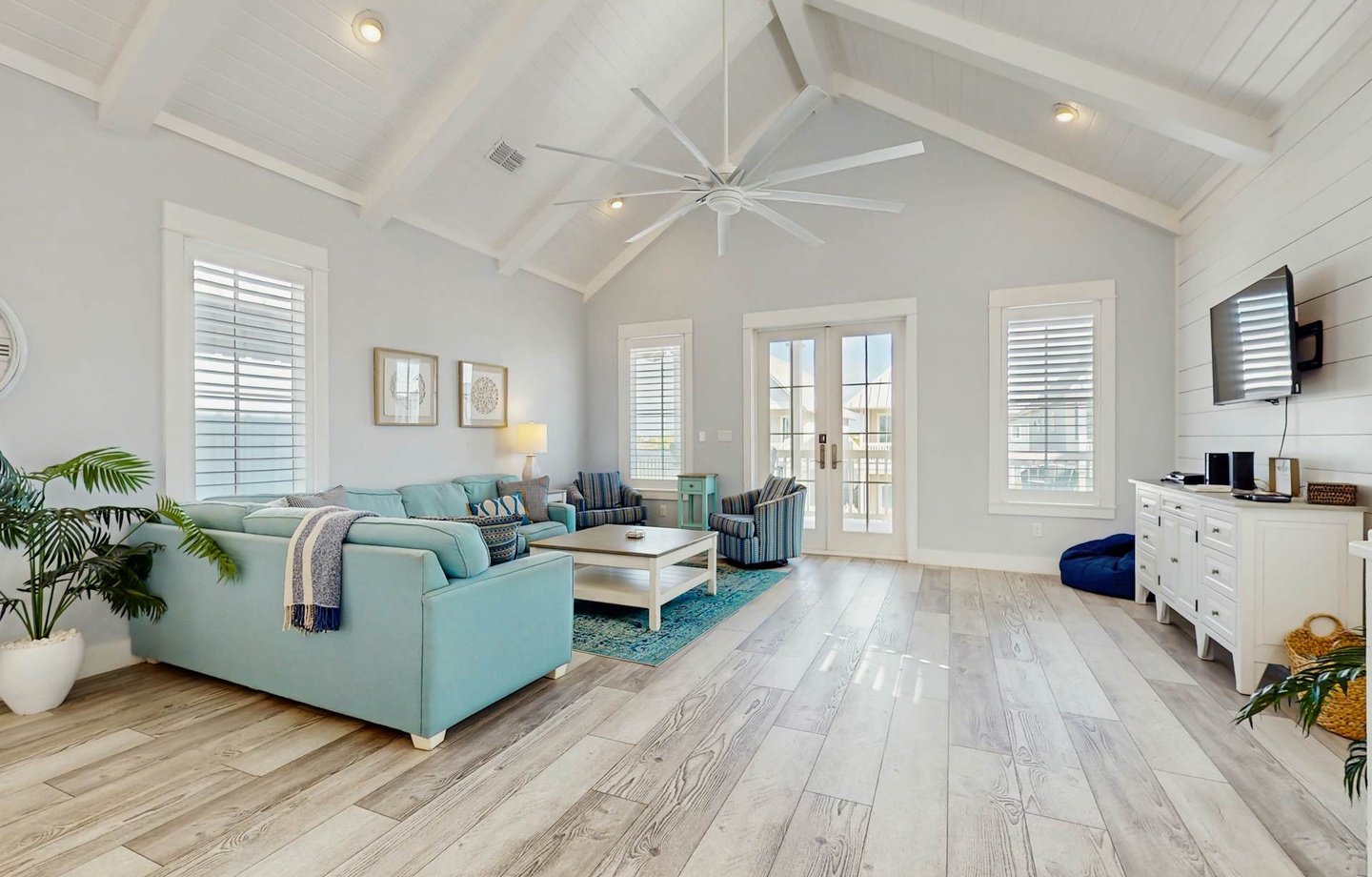 102 Agave Lane | Photo 4