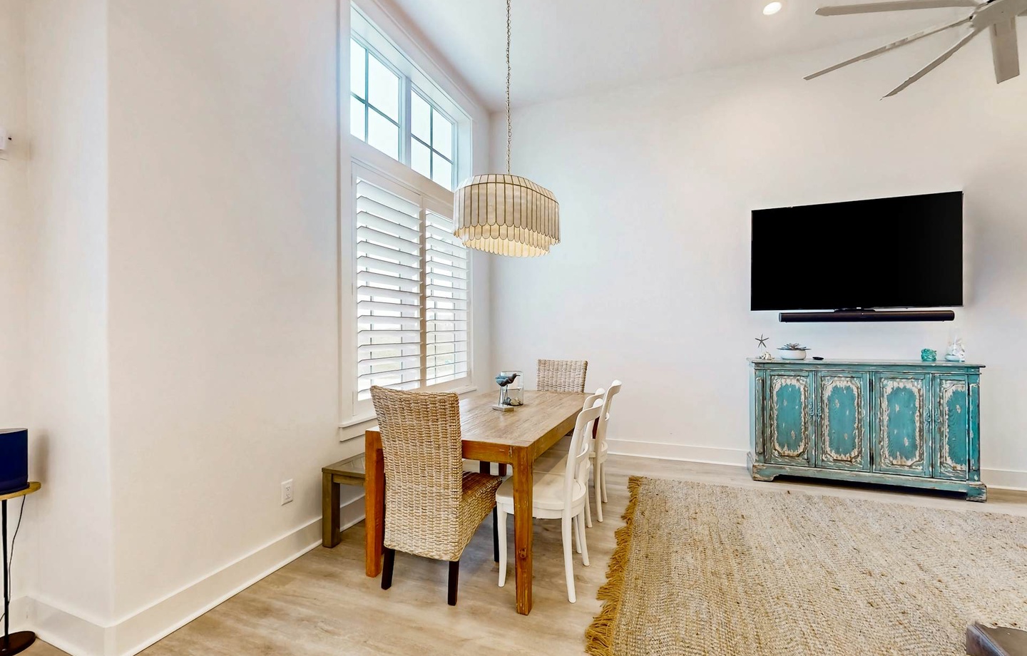 288 Sunrise Avenue | Photo 5