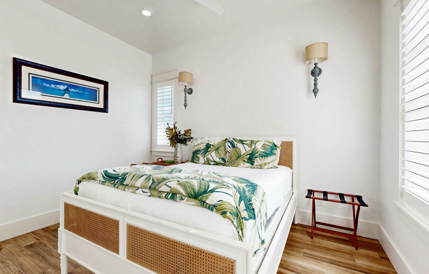 133 Sunrise Avenue | Photo 3