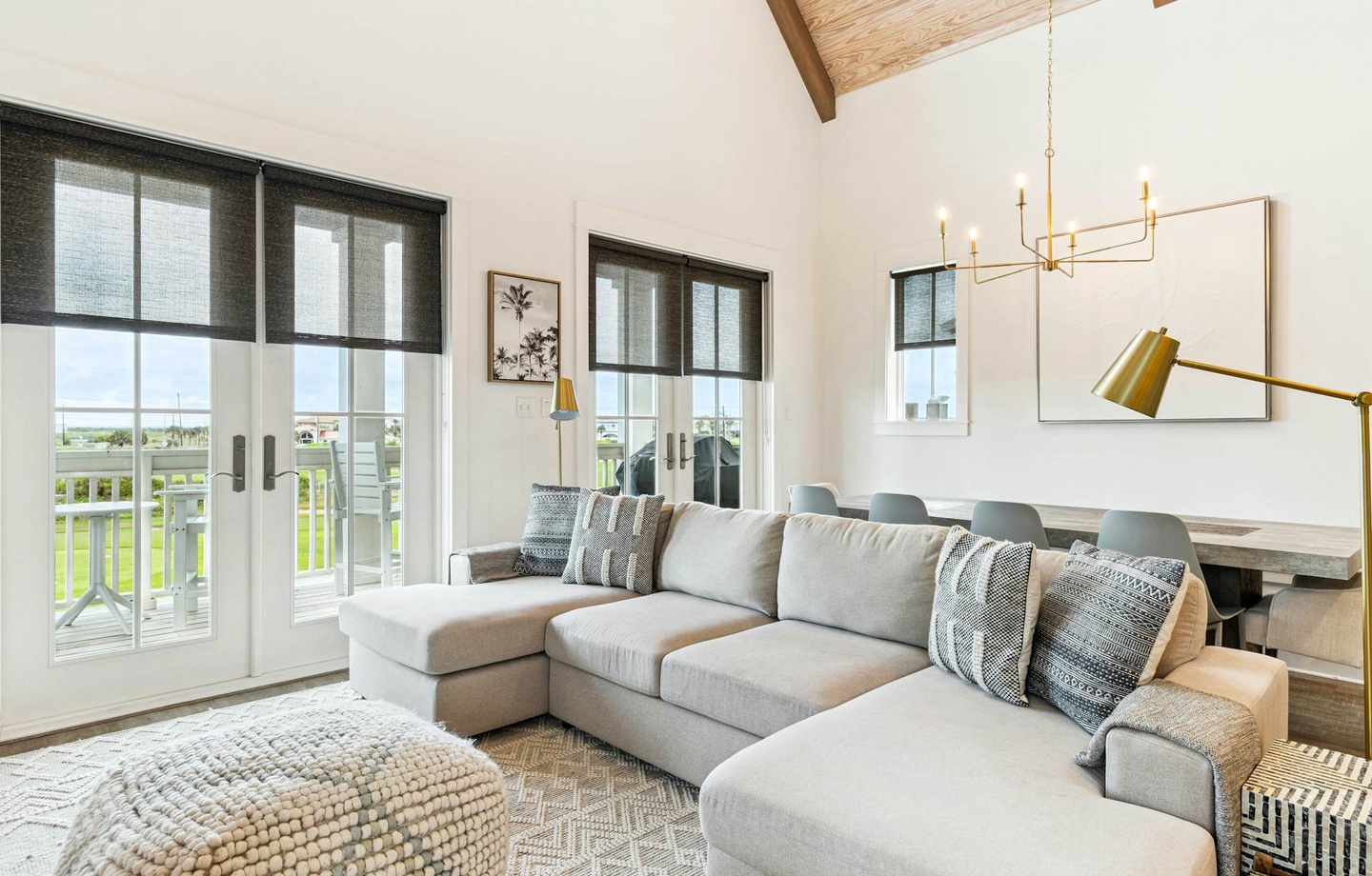 180 Sunset Avenue | Photo 2