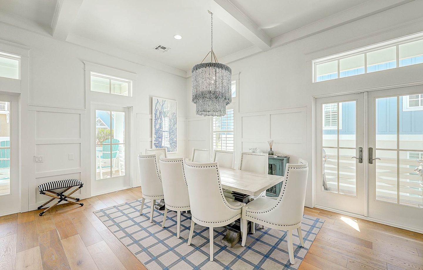 141 Sunrise Avenue | Photo 3