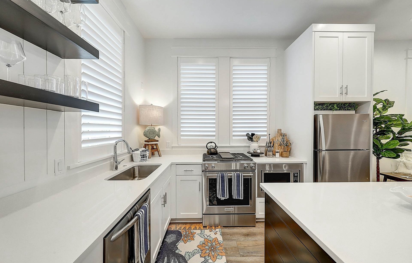 214 Sunset Avenue Casita 7 | Photo 2