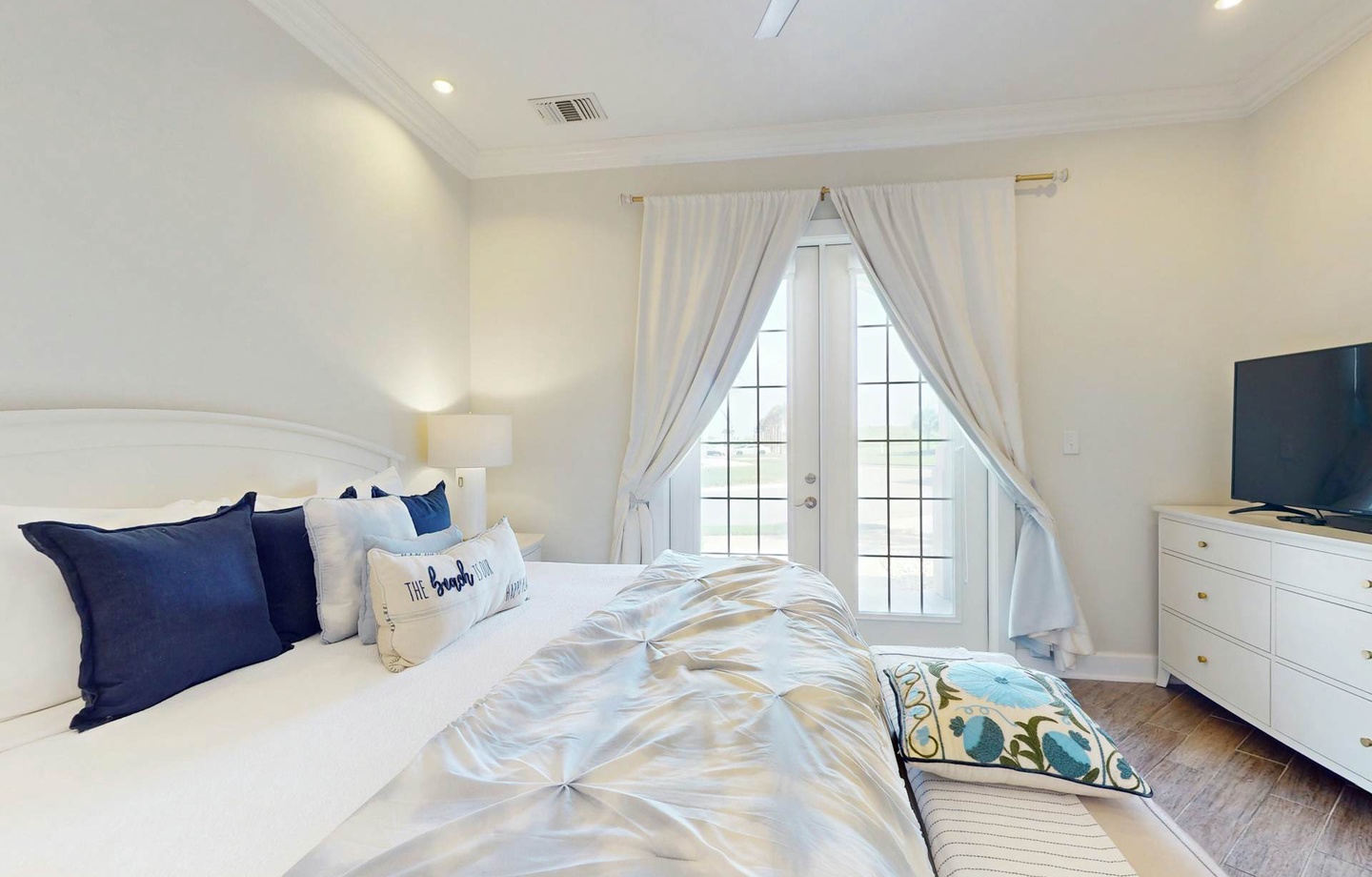 137 Palmilla Circle Unit 104 | Photo 4