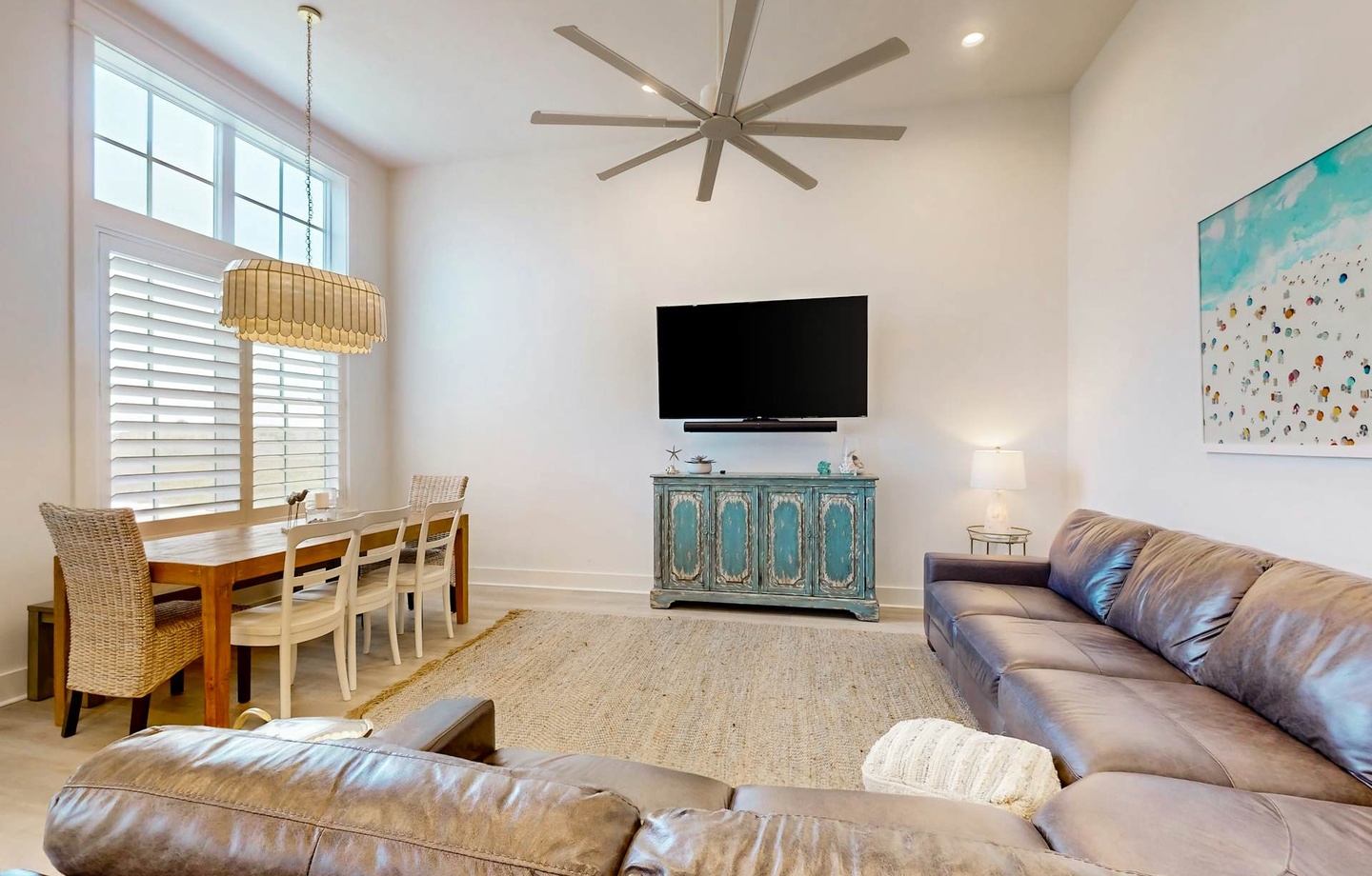 288 Sunrise Avenue | Photo 4
