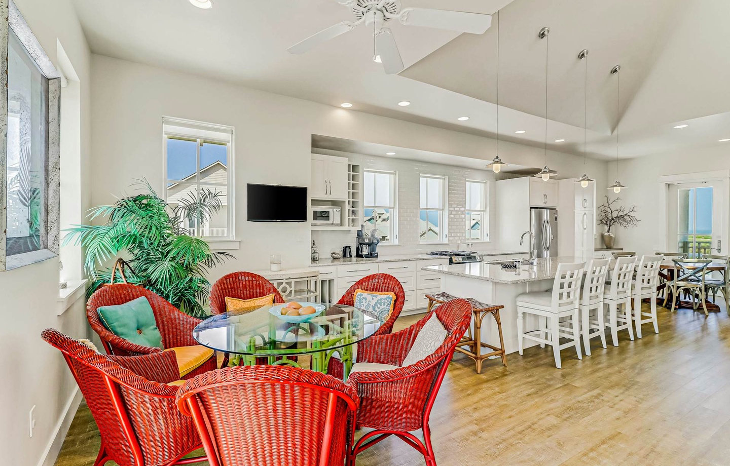 161 Sunset Avenue | Photo 2