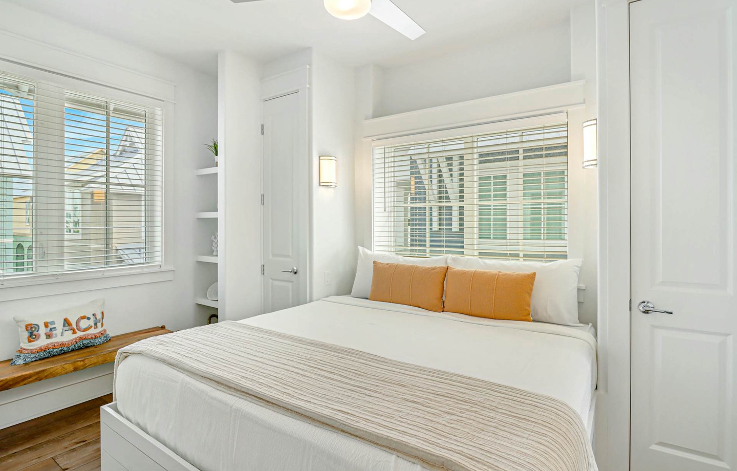 130 Sweetbay Street | Photo 3