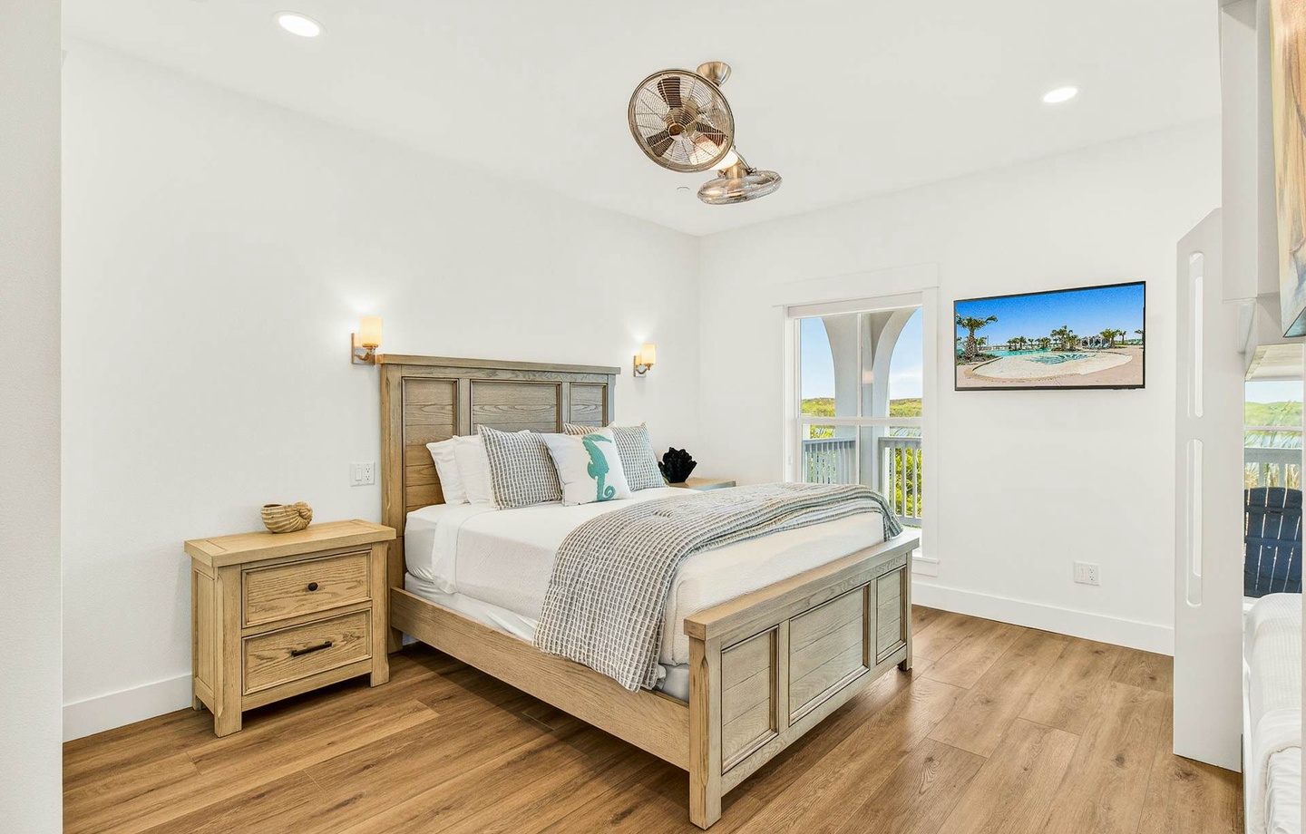 152 Sunrise Avenue | Photo 4