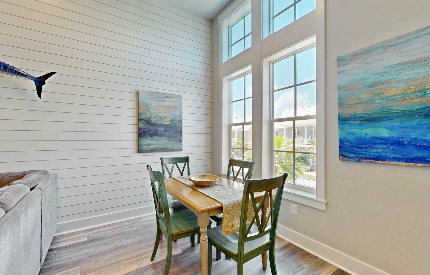 193 Sunset Avenue | Photo 5