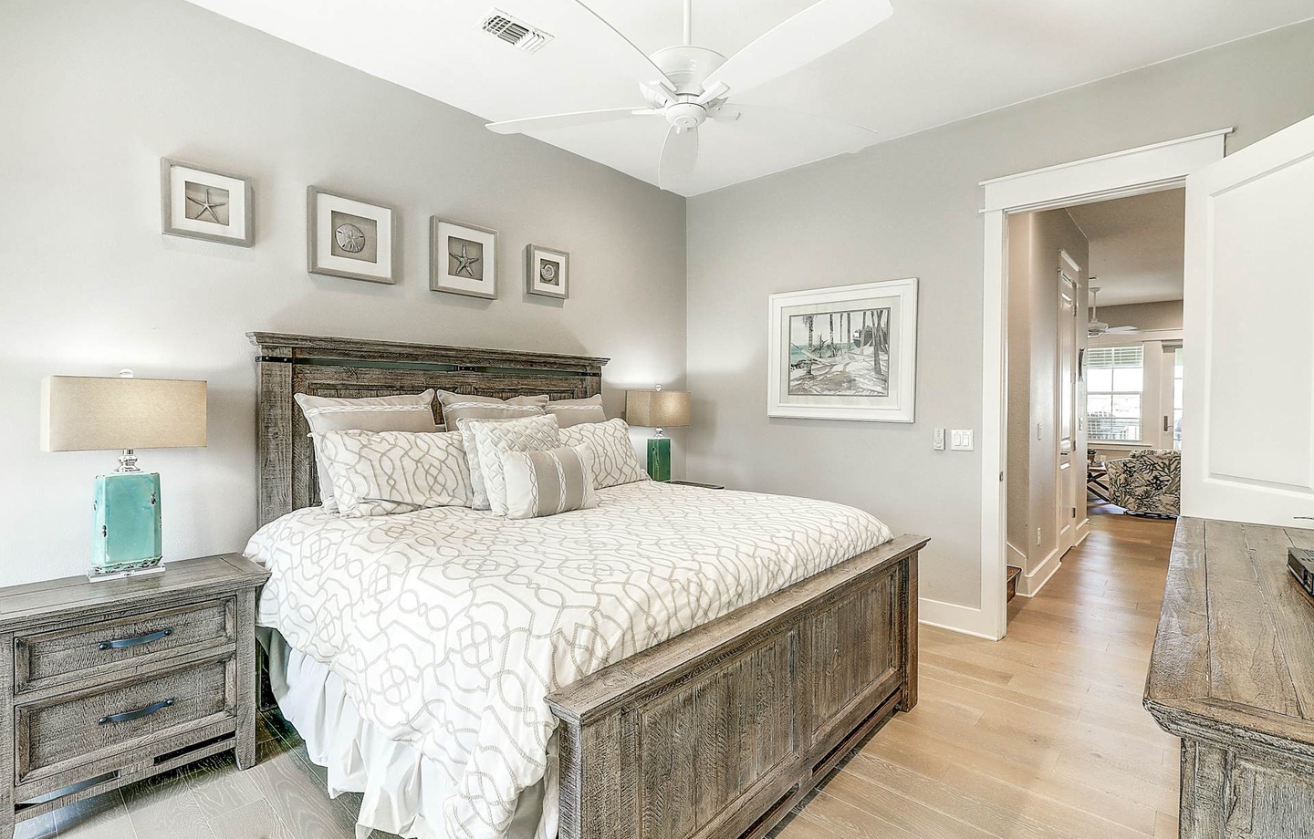 162 Sunset Avenue | Photo 3