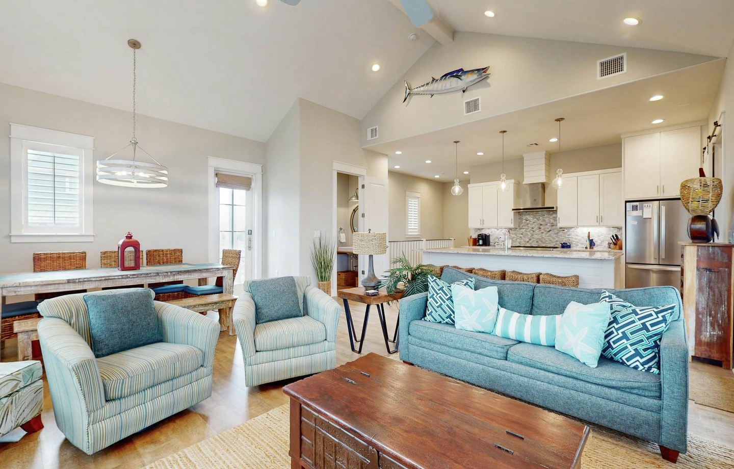 204 Sunset Avenue | Photo 1