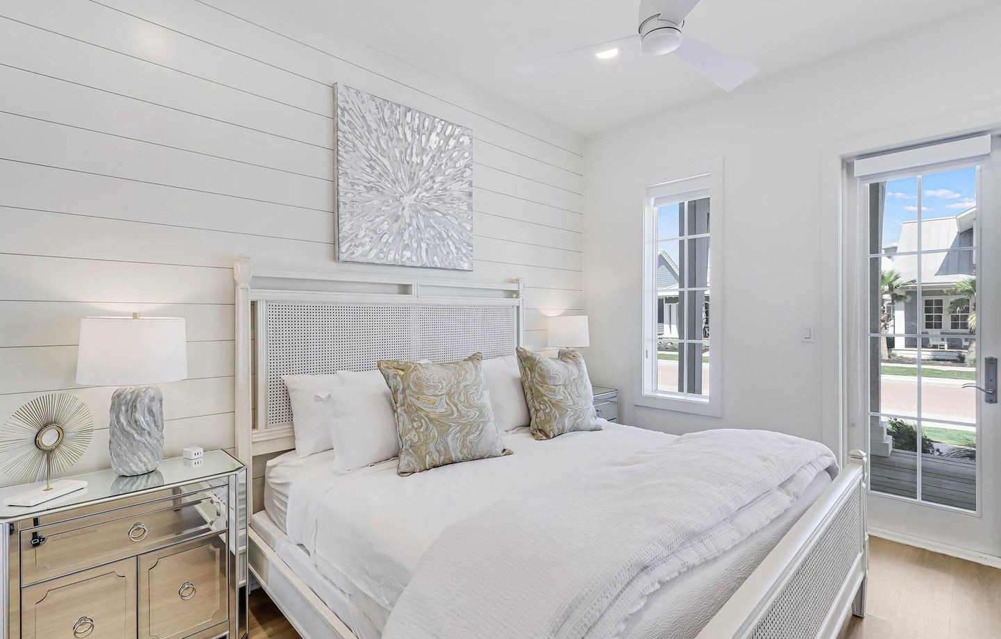 226 Sunrise Avenue | Photo 2