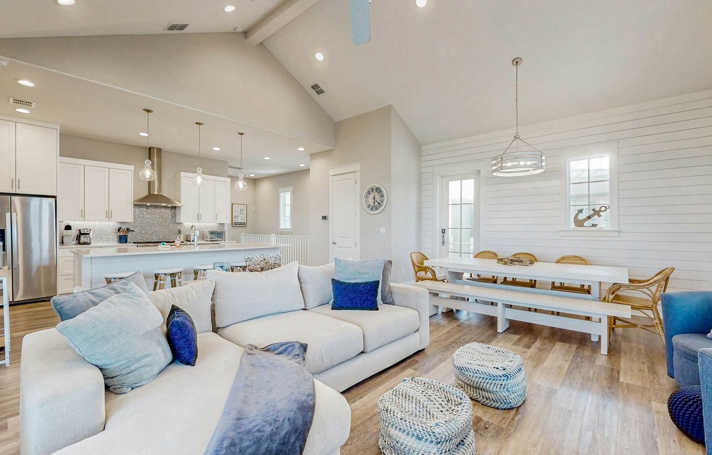 100 Peppervine Lane