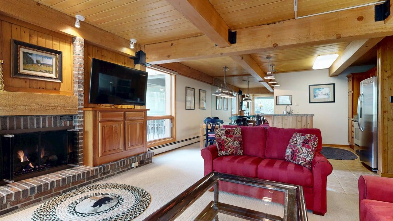 Top of the Village - Leaf 602